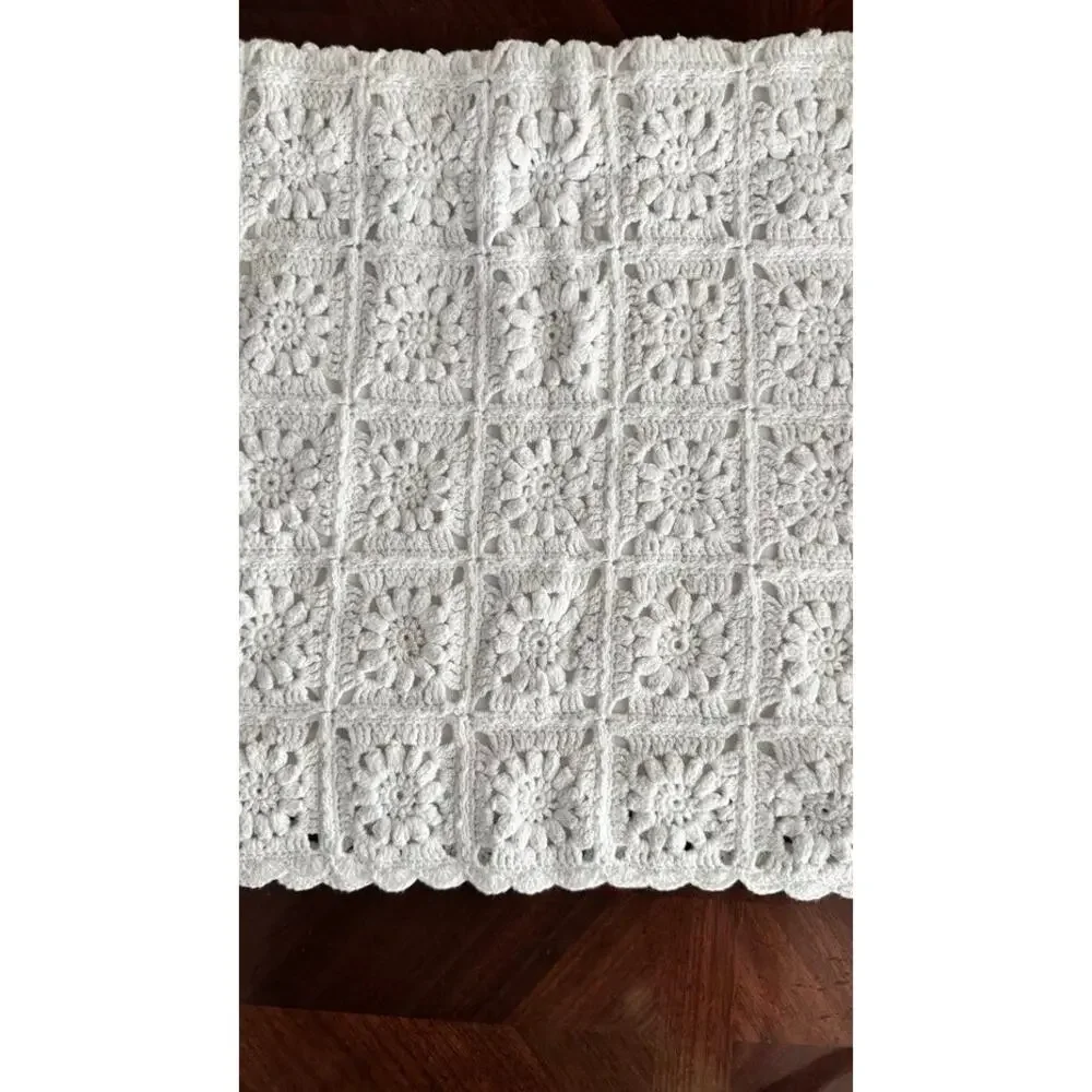Show Me Your Mumu White Crochet Mini Skirt Size M Lined